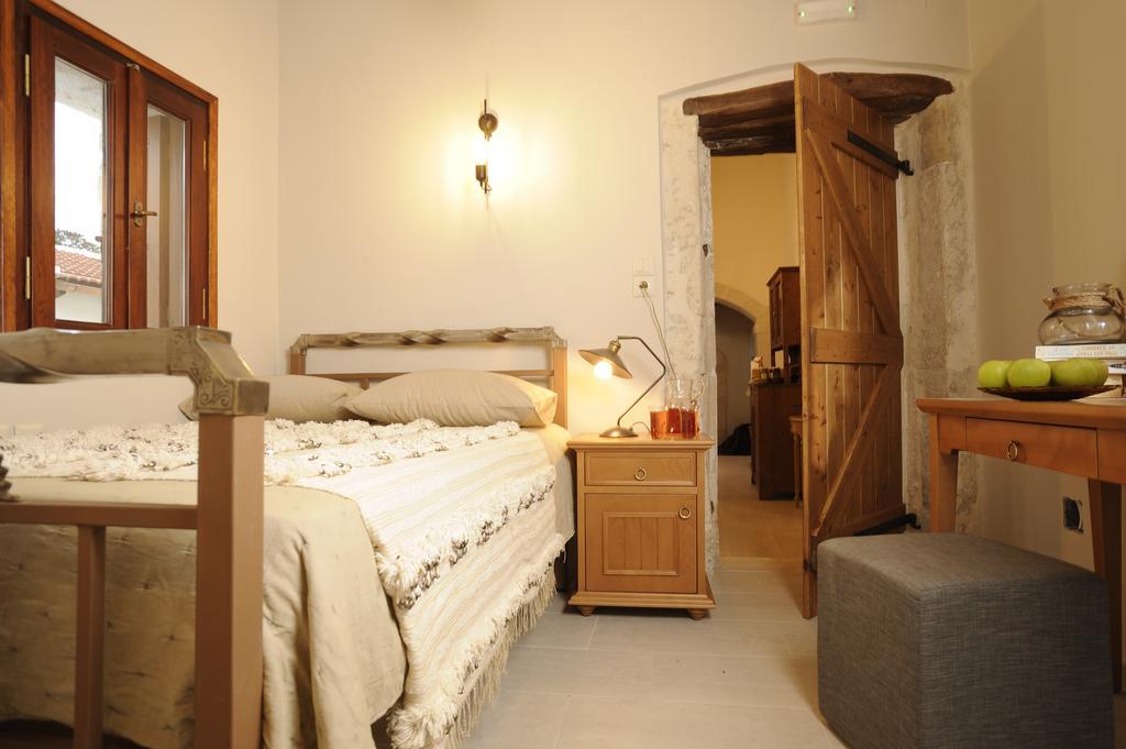 Eco Cottage Vedere With Pool Vederoi Extérieur photo